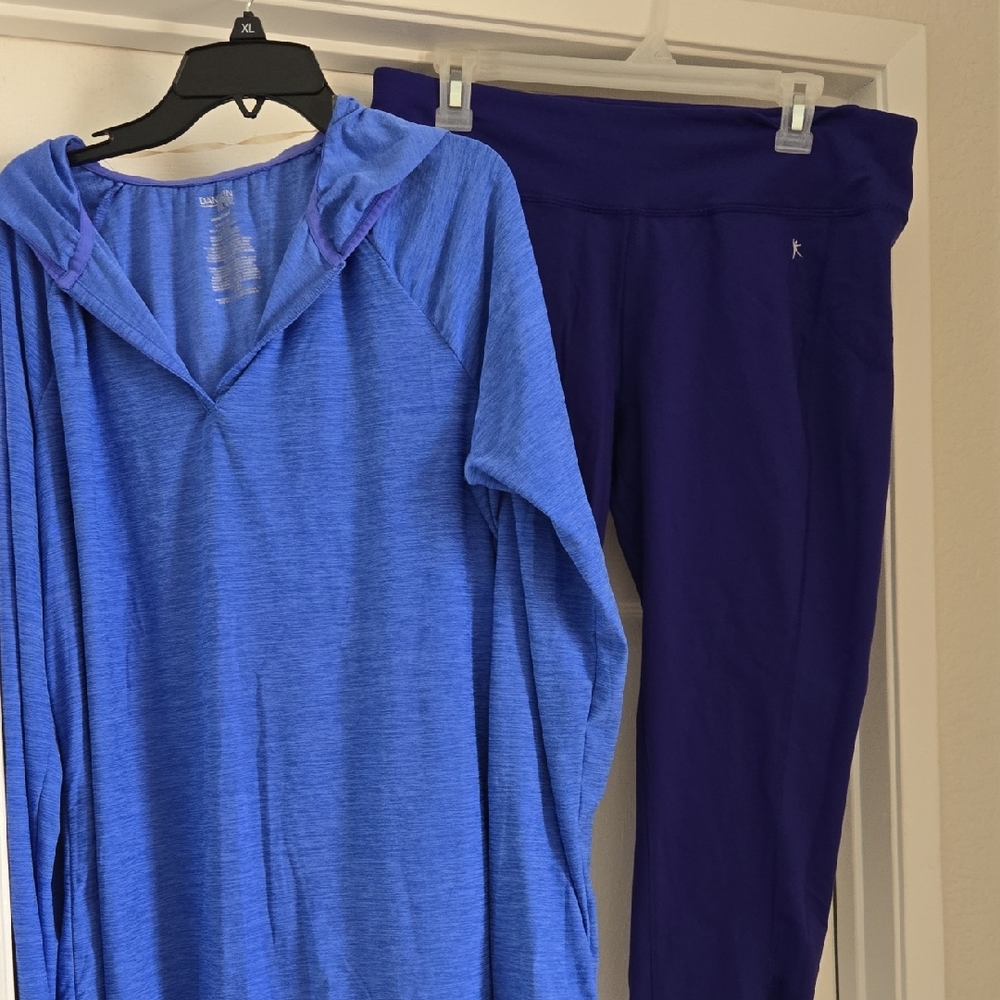Danskin Purple Activewear Set size L
